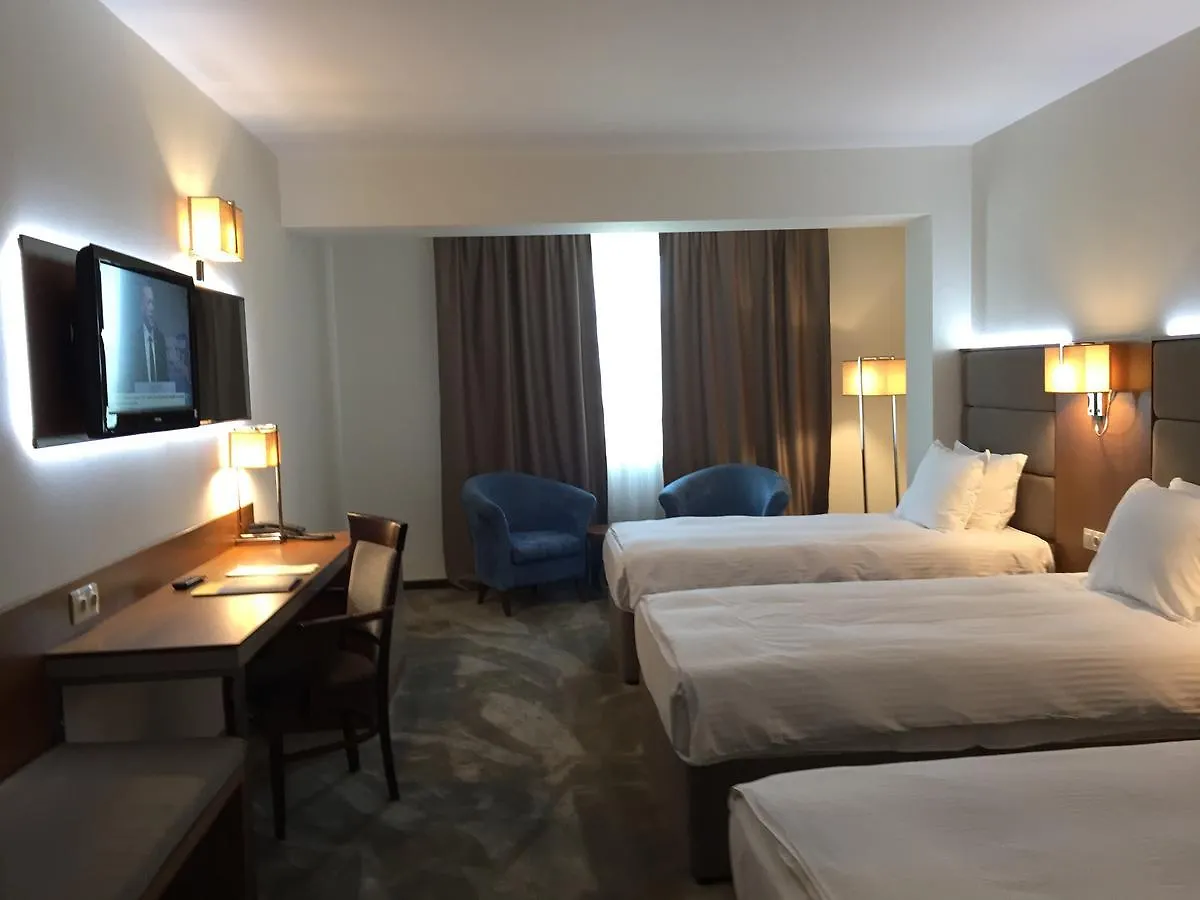 Hotel Golden Tulip Varna 4*,  Bulgaria
